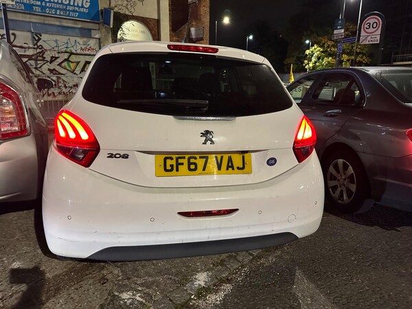 Used Peugeot 208 2017 for sale - 76240176: Photo 6