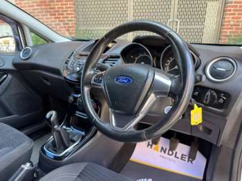 Used Ford Fiesta 2015 for sale - 74687064: Photo