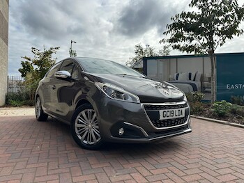Used Peugeot 208 2019 for sale - 76994285: Photo