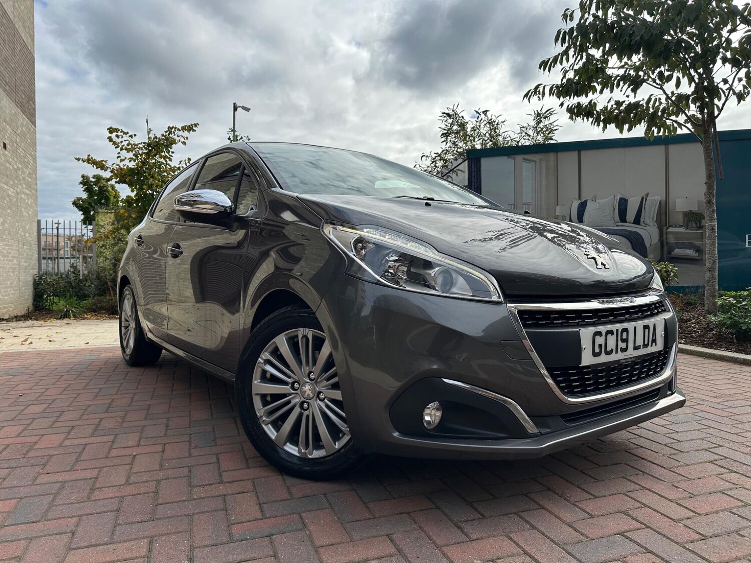 Used Peugeot 208 for sale - 76994285: Photo 3