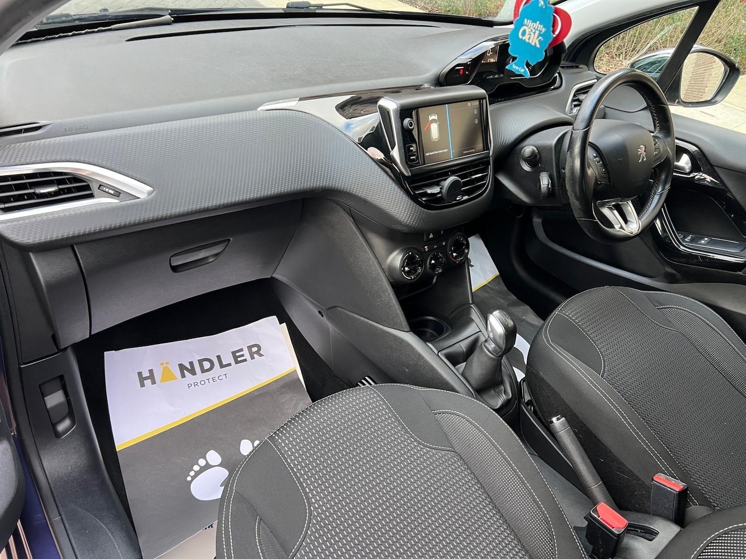 Used Peugeot 208 2017 for sale - 77057425: Photo 3