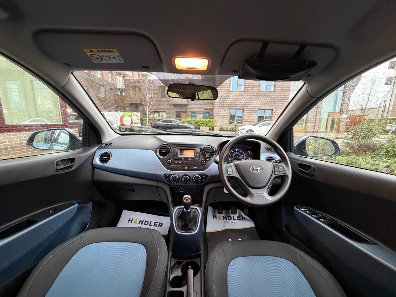 Used Hyundai i10 for sale - 77279451: Photo 22