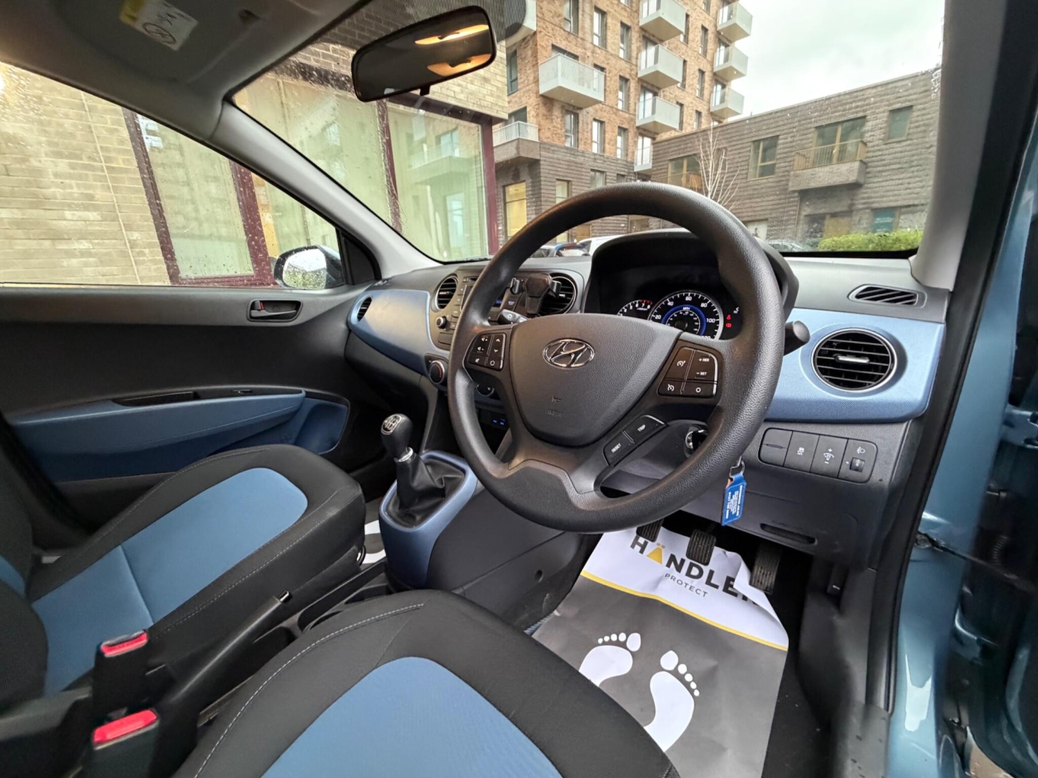 Used Hyundai i10 for sale - 77279451: Photo 25