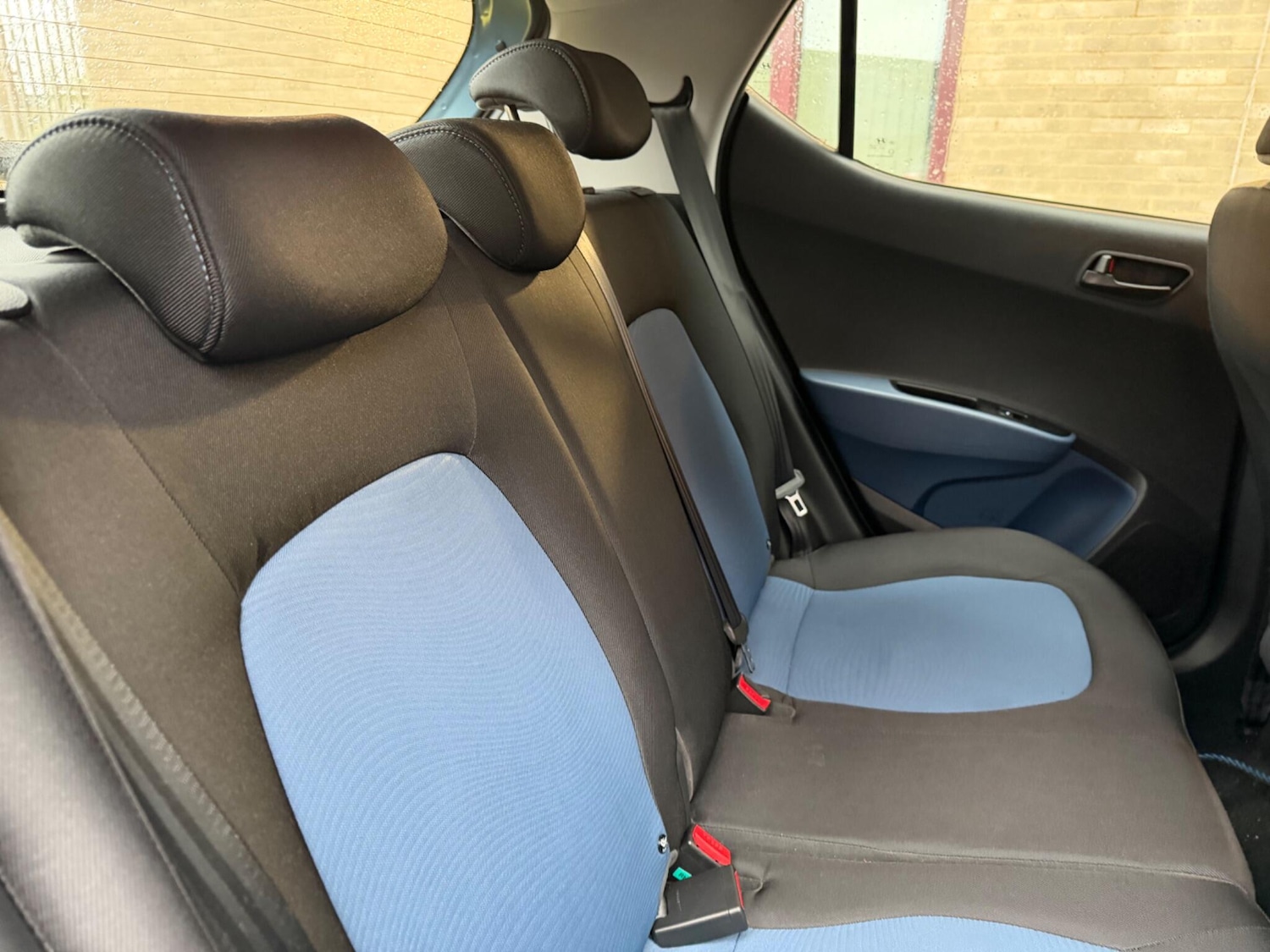 Used Hyundai i10 for sale - 77279451: Photo 27