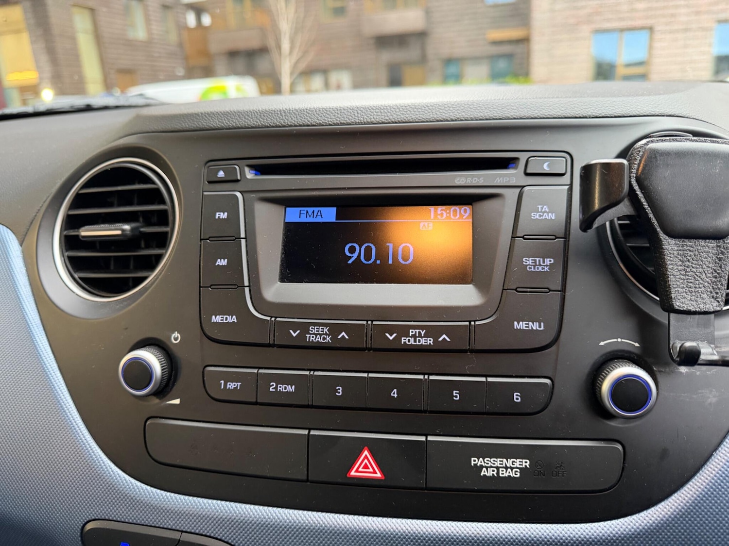 Used Hyundai i10 for sale - 77279451: Photo 34