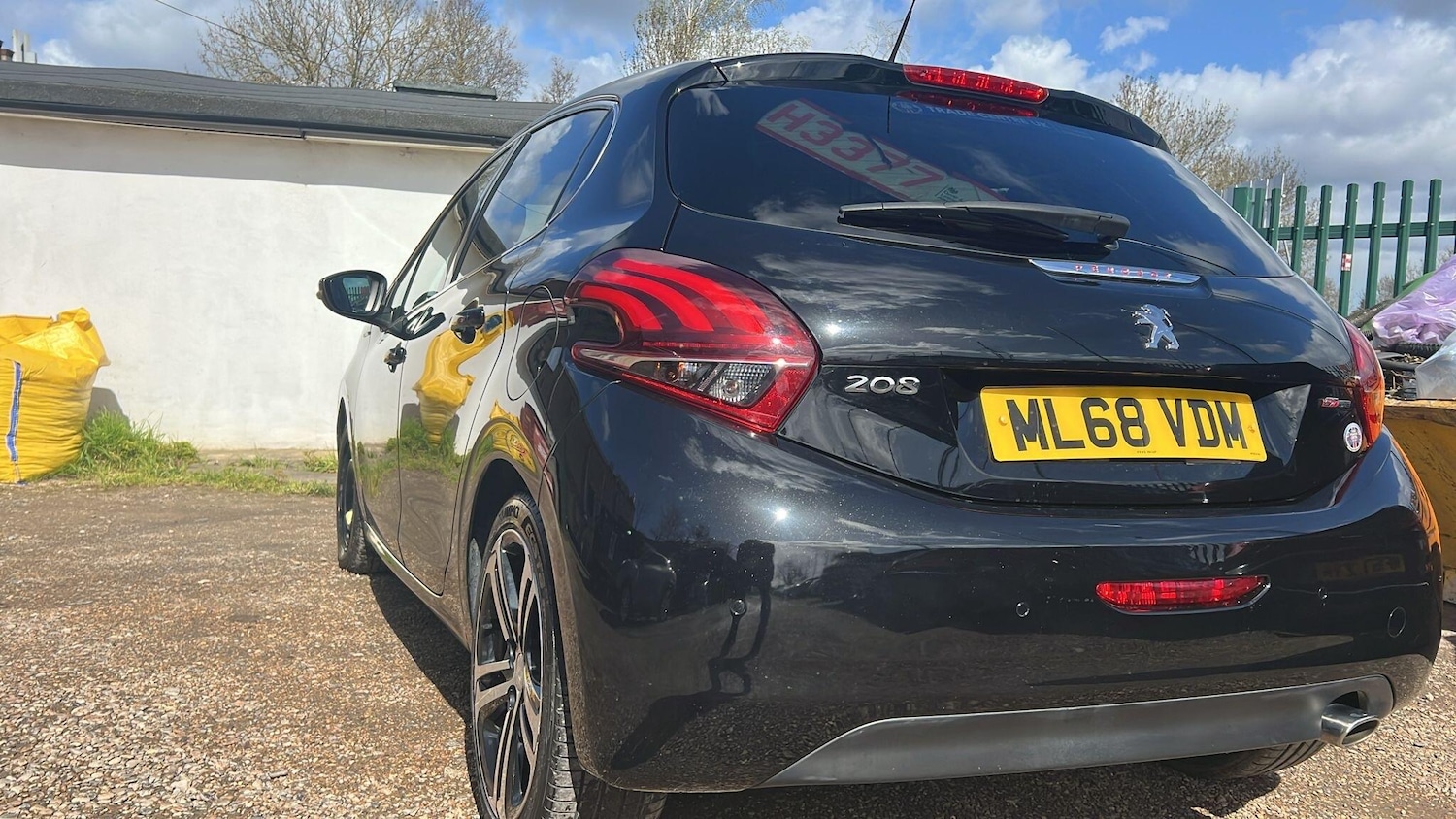 Used Peugeot 208 2018 for sale - 78086734: Photo 2