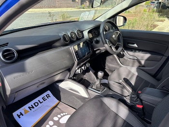 Used Dacia Duster 2021 for sale - 77637449: Photo