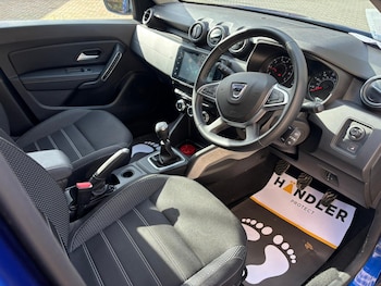 Used Dacia Duster 2021 for sale - 77637449: Photo