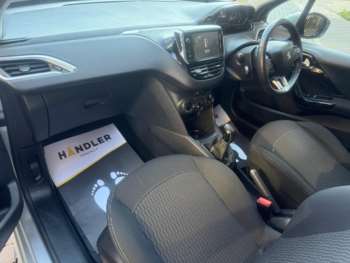 Used Peugeot 208 2016 for sale - 74337387: Photo