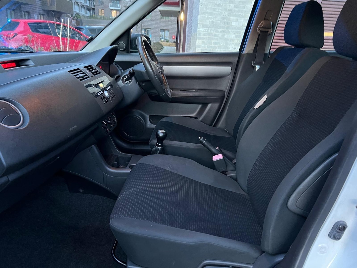 Used Suzuki Swift 2010 for sale - 77315114: Photo 20