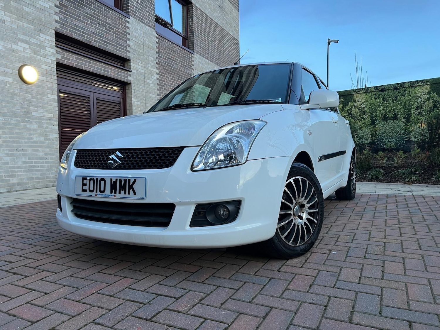 Used Suzuki Swift 2010 for sale - 77315114: Photo 5