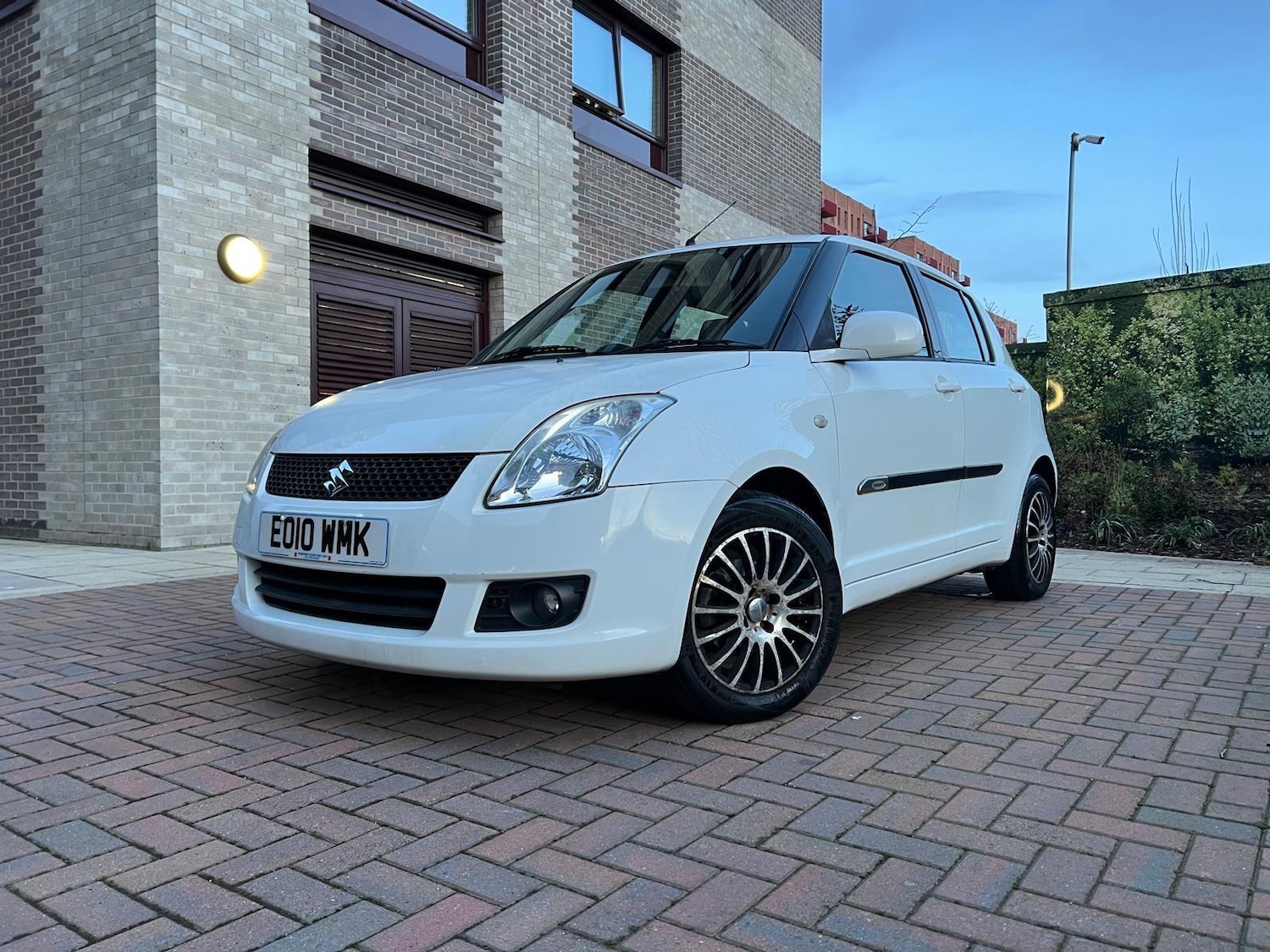 Used Suzuki Swift 2010 for sale - 77315114: Photo 9