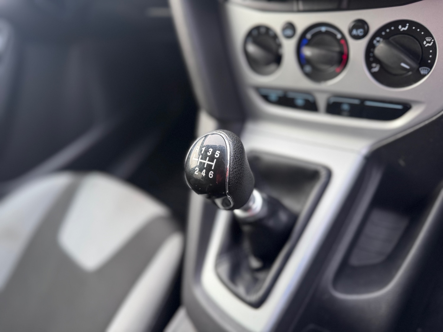 Used Ford Focus 2012 for sale - 77997783: Photo 38