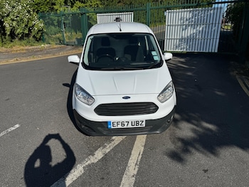 Used Ford Transit Courier 2018 for sale - 75153520: Photo