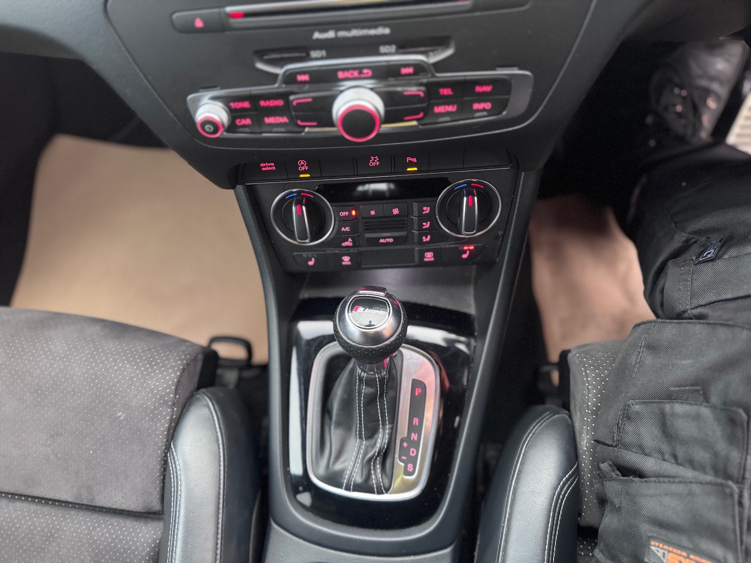 Used Audi Q3 2018 for sale - 76507871: Photo 43