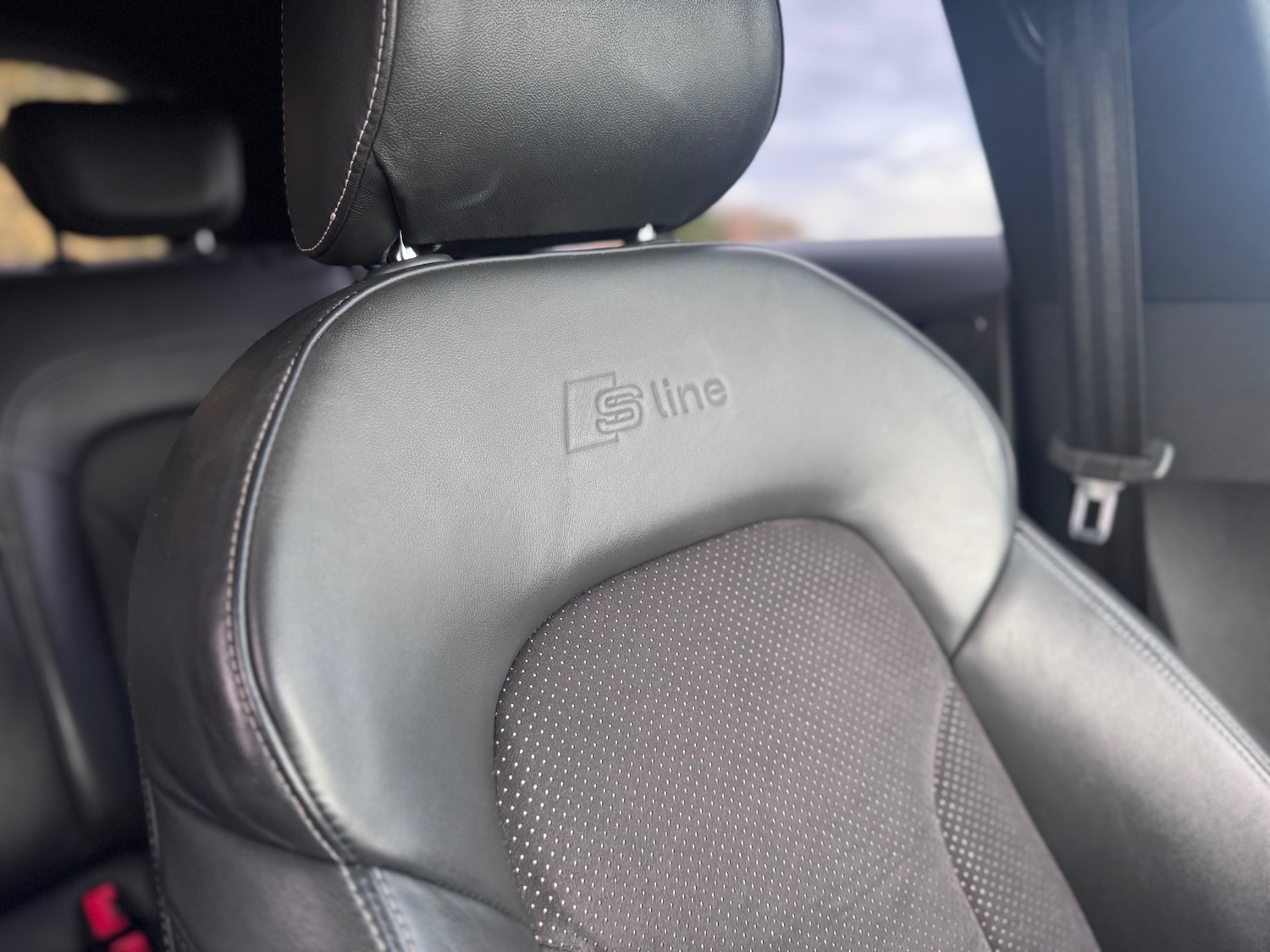 Used Audi Q3 2018 for sale - 76507871: Photo 44