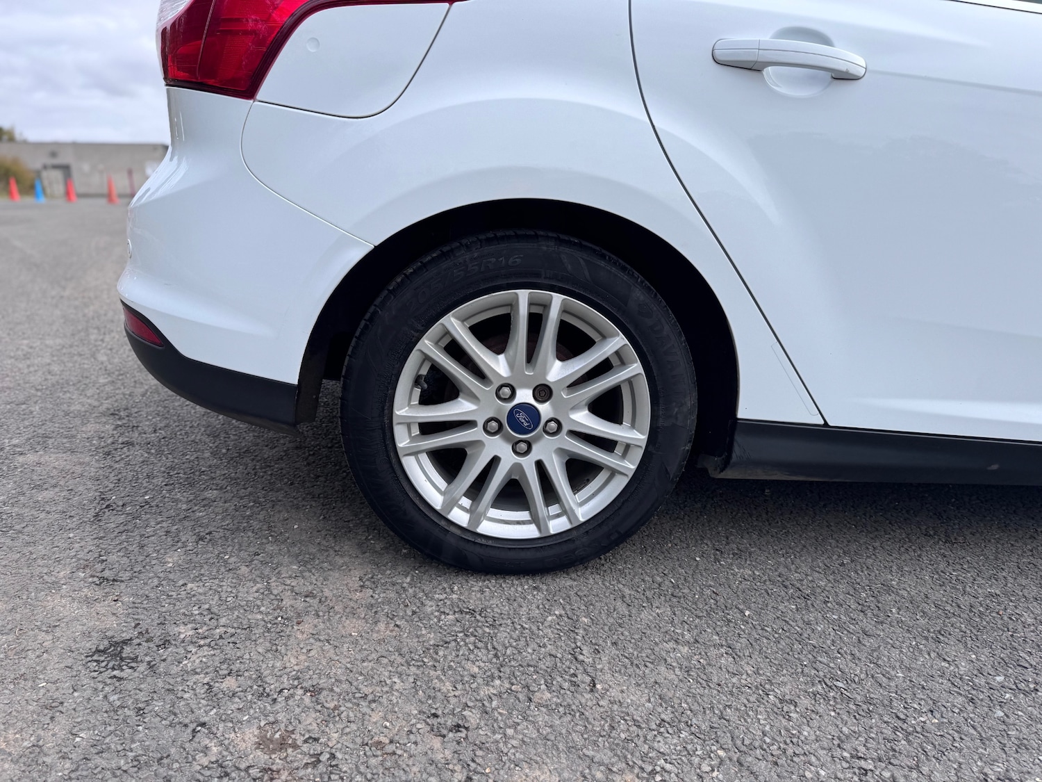 Used Ford Focus 2012 for sale - 76507854: Photo 14