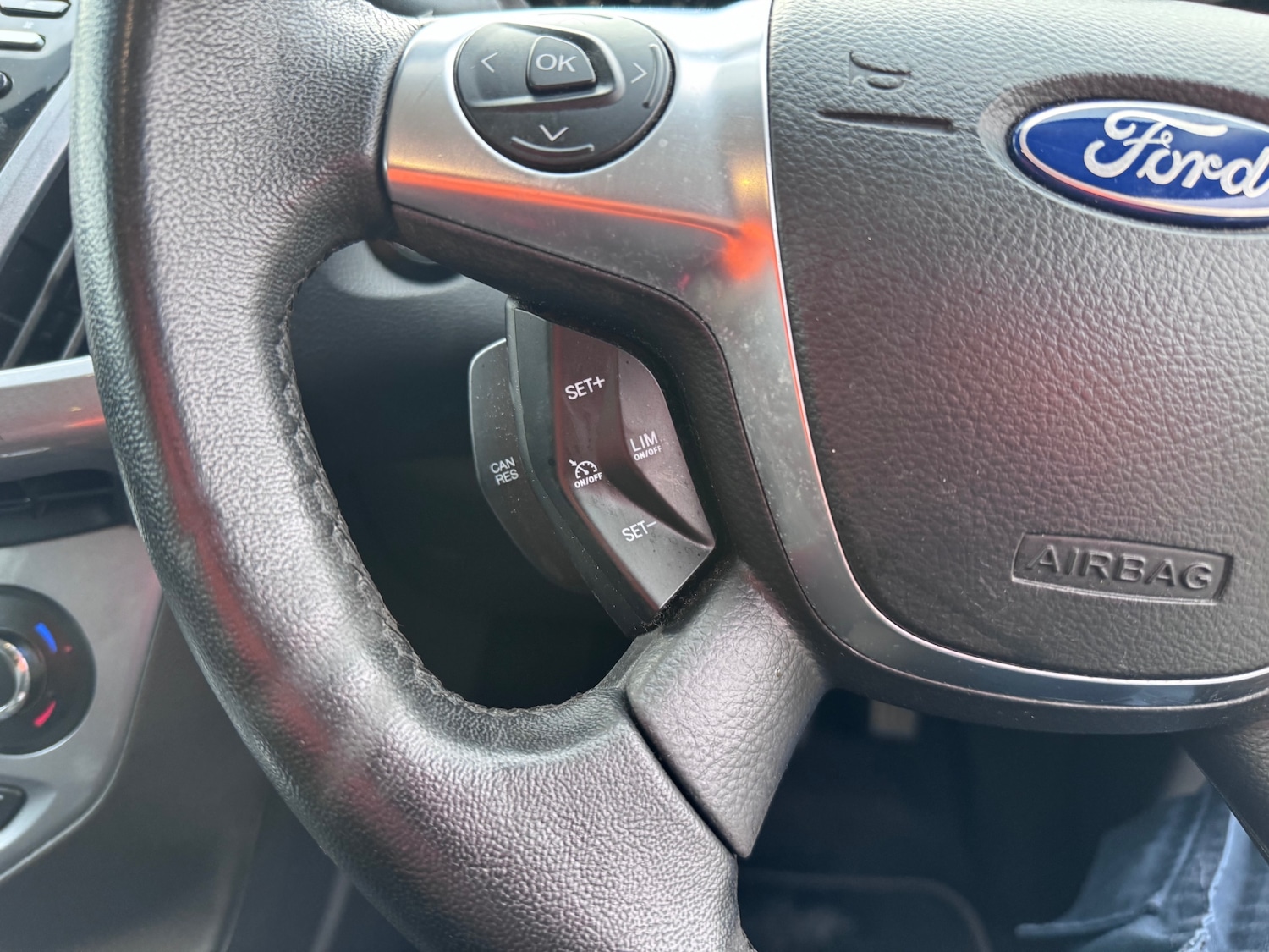 Used Ford Focus 2012 for sale - 76507854: Photo 34