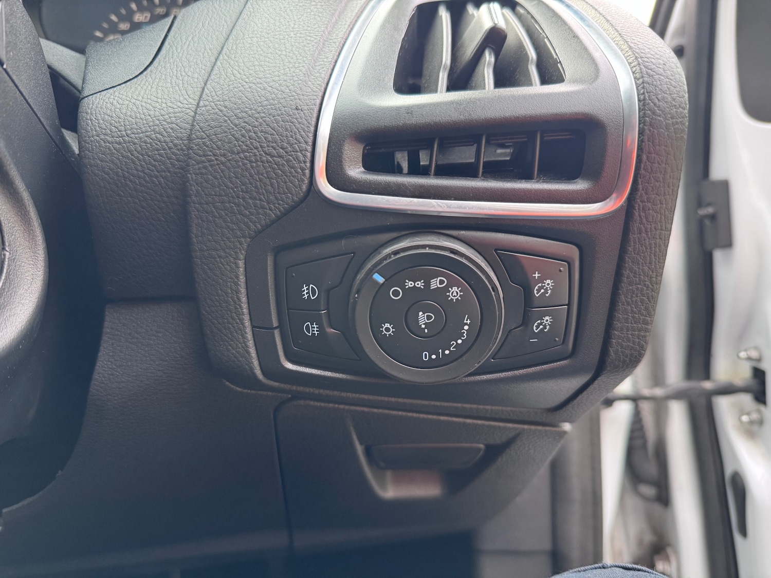 Used Ford Focus 2012 for sale - 76507854: Photo 35