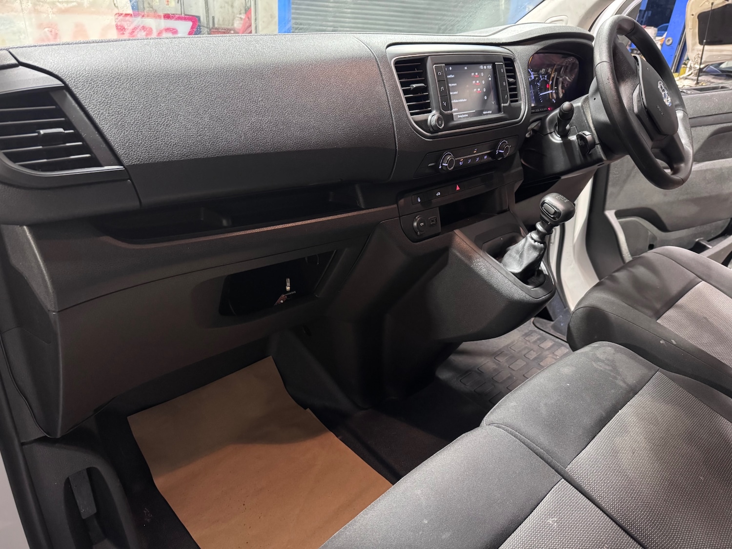 Used Vauxhall Vivaro 2023 for sale - 77538687: Photo 28