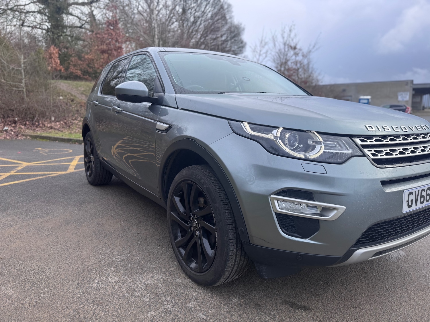 Used Land Rover Discovery Sport 2017 for sale - 77675408: Photo 2