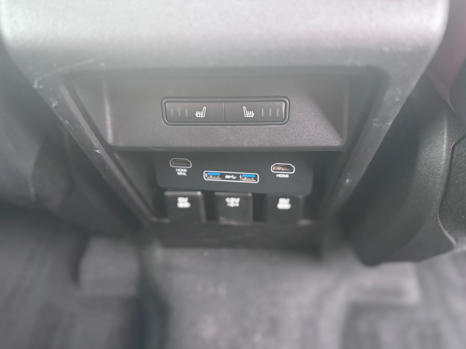 Used Land Rover Discovery Sport 2017 for sale - 77675408: Photo 32