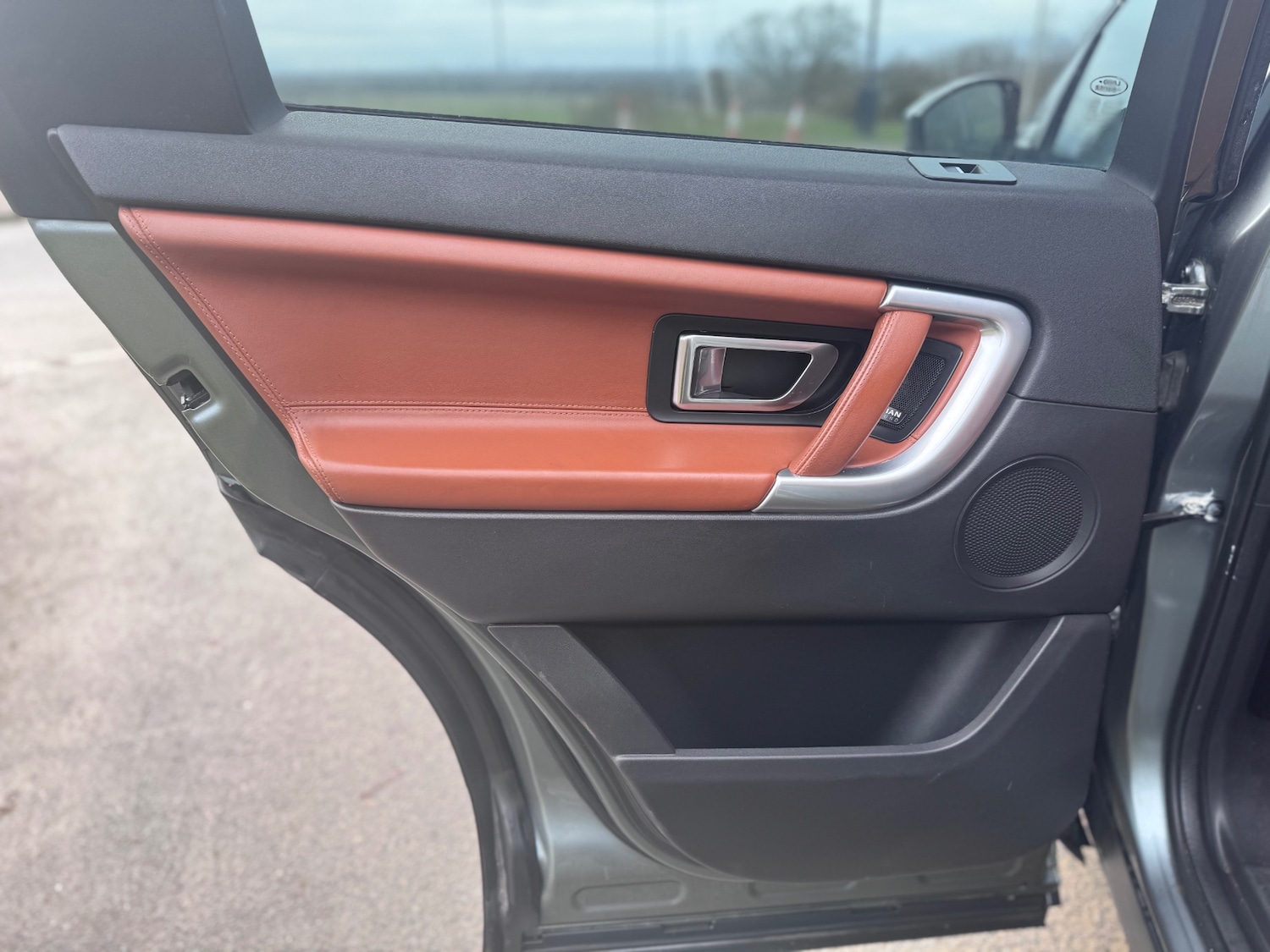 Used Land Rover Discovery Sport 2017 for sale - 77675408: Photo 34