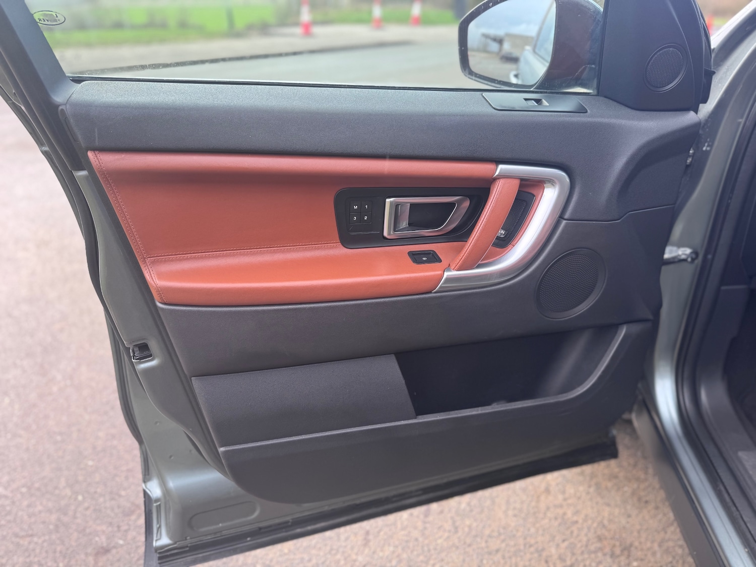 Used Land Rover Discovery Sport 2017 for sale - 77675408: Photo 38