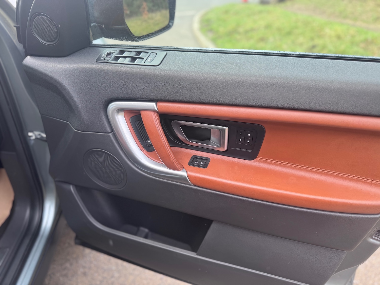 Used Land Rover Discovery Sport 2017 for sale - 77675408: Photo 42