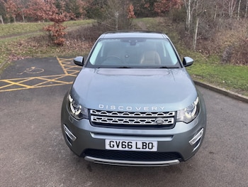 Used Land Rover Discovery Sport 2017 for sale - 77675408: Photo