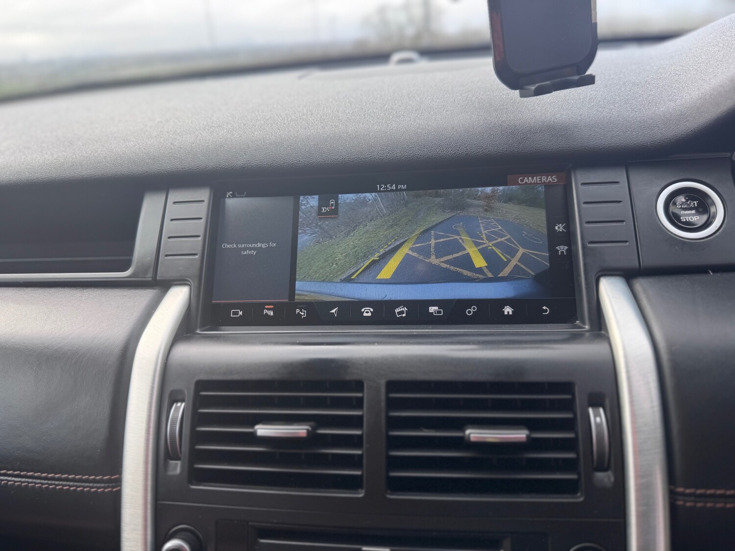 Used Land Rover Discovery Sport 2017 for sale - 77675408: Photo 50