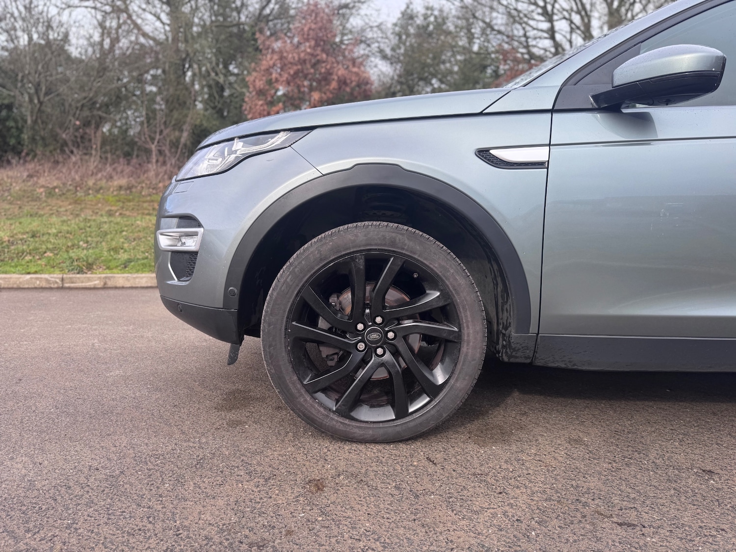 Used Land Rover Discovery Sport 2017 for sale - 77675408: Photo 6