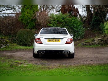 Used Mercedes-Benz C Class 2013 for sale - 77973576: Photo