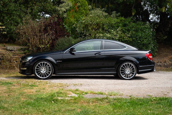 Used Mercedes-Benz C-Class 2012 for sale - 75603953: Photo 2
