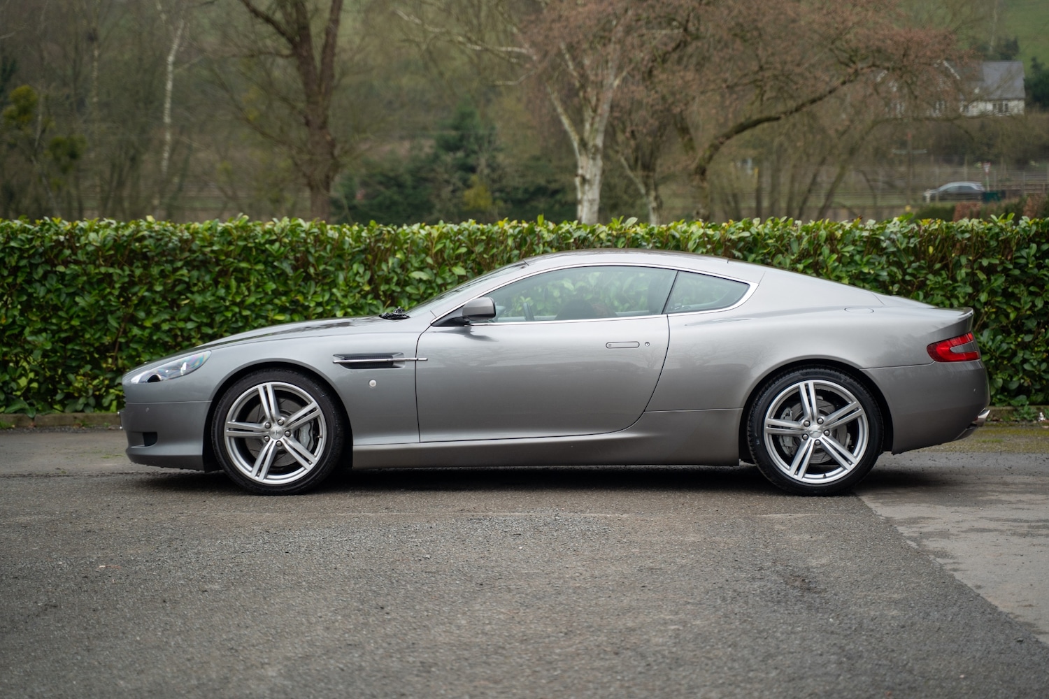 Used Aston Martin DB9 2008 for sale - 78061558: Photo 2