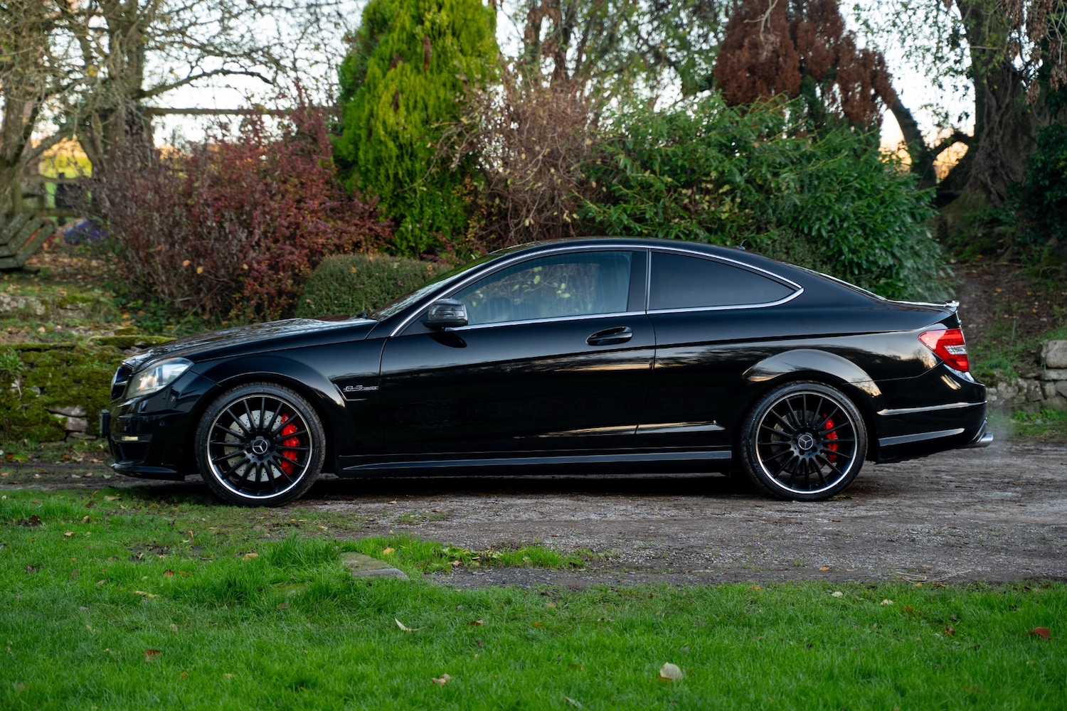 Used Mercedes-Benz C Class 2012 for sale - 76652282: Photo 2