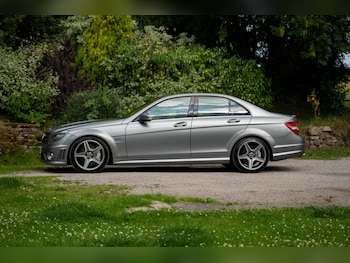 Used Mercedes-Benz C-Class 2011 for sale - 75032186: Photo