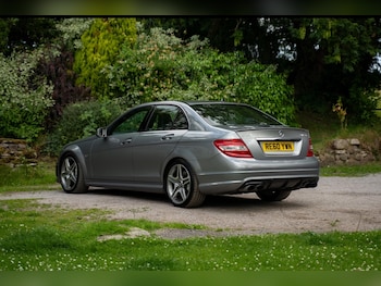 Used Mercedes-Benz C-Class 2011 for sale - 75032186: Photo