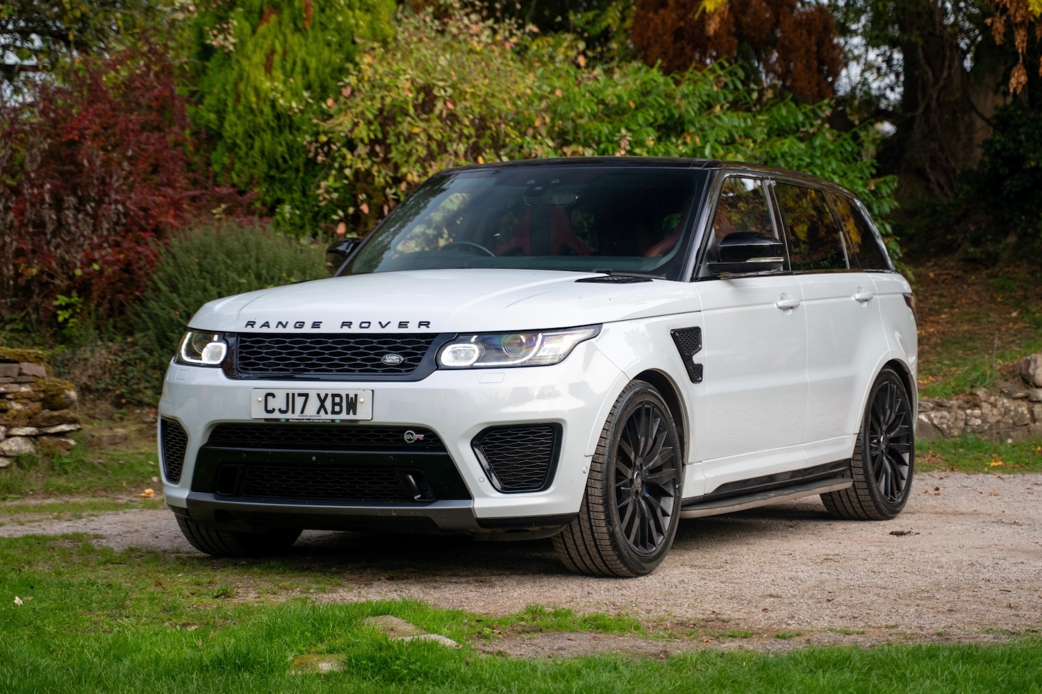 Used Land Rover Range Rover Sport 2017 for sale - 76379522: Photo 1