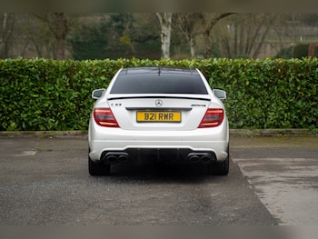 Used Mercedes-Benz C Class 2012 for sale - 77804151: Photo