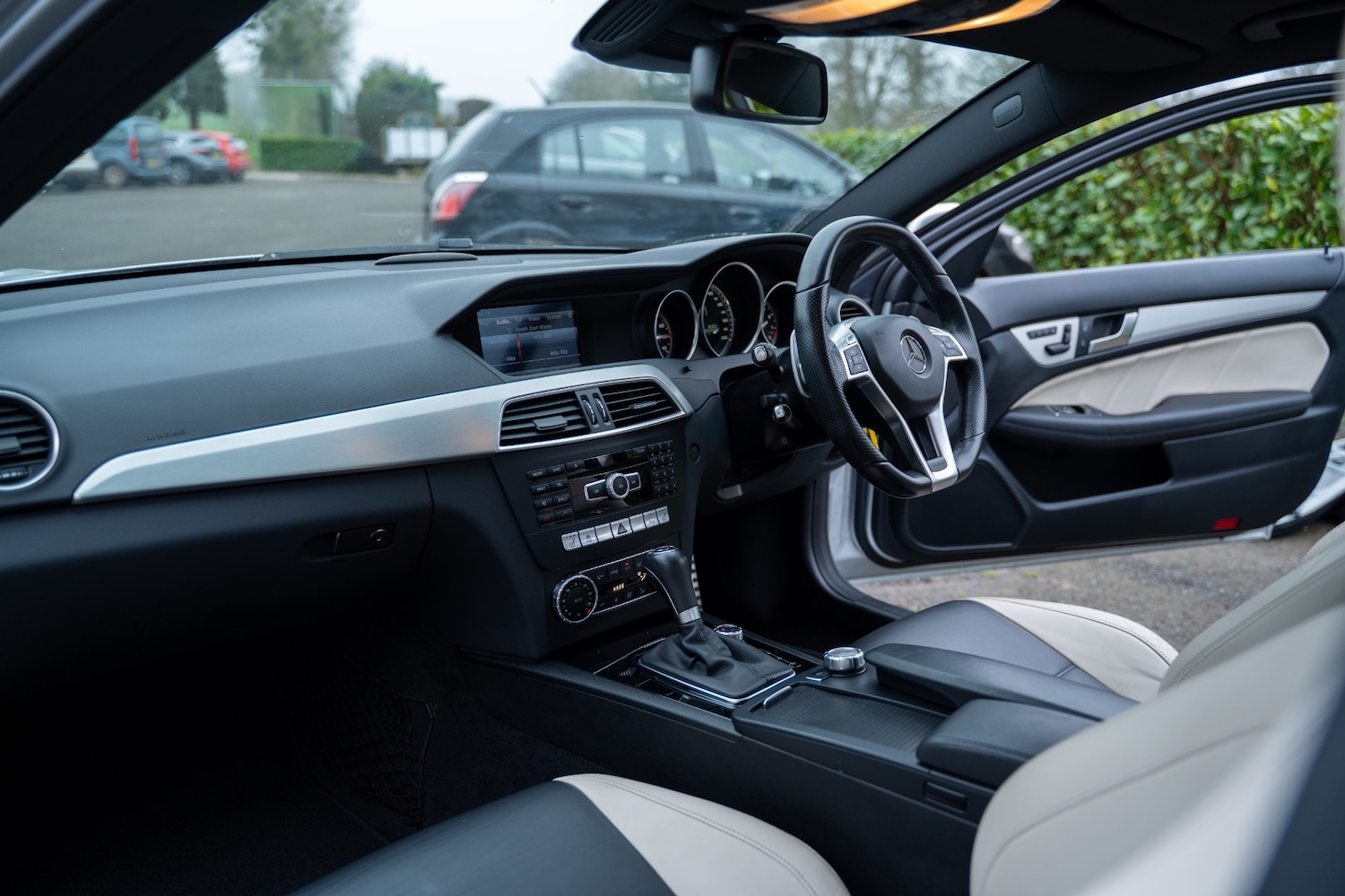 Used Mercedes-Benz C Class 2013 for sale - 77833827: Photo 26