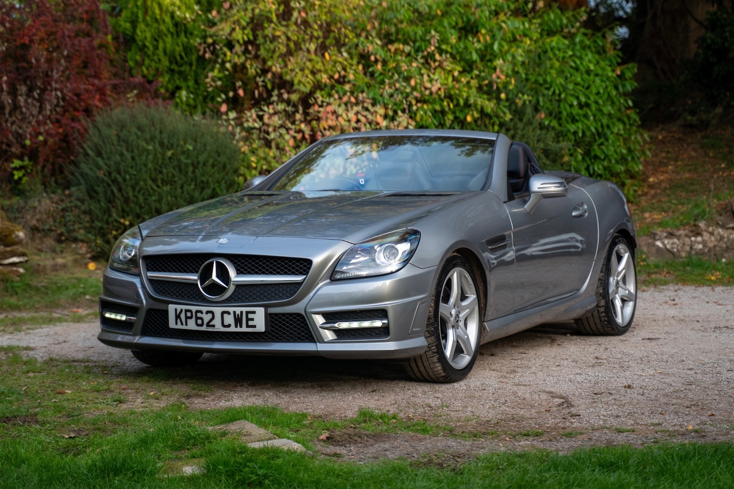Used Mercedes-Benz SLK 2012 for sale - 76663724: Photo 1