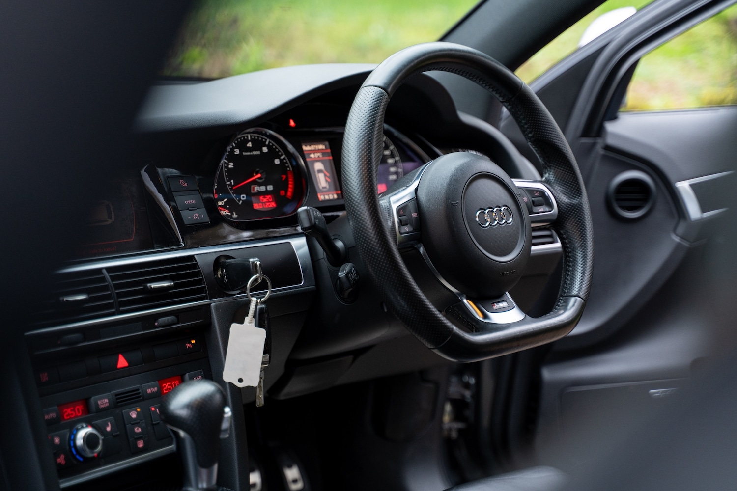 Used Audi RS6 2009 for sale - 77434718: Photo 28