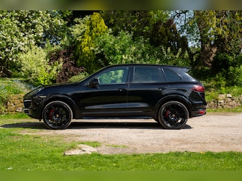 Used Porsche Cayenne 2014 for sale - 76076811: Photo