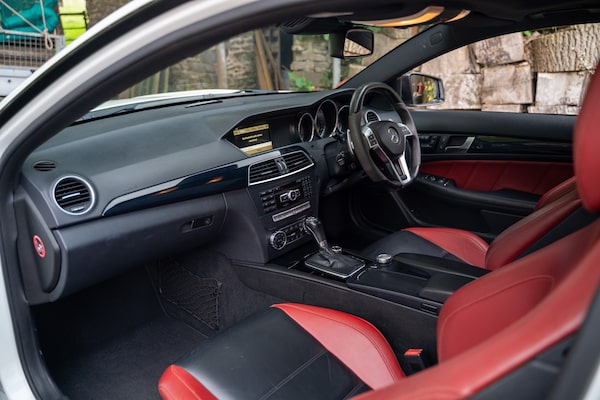 Used Mercedes-Benz C-Class 2012 for sale - 76242640: Photo 20