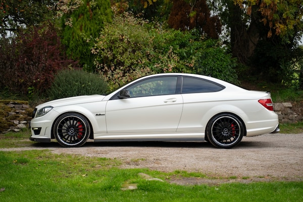 Used Mercedes-Benz C-Class 2012 for sale - 76242640: Photo 2