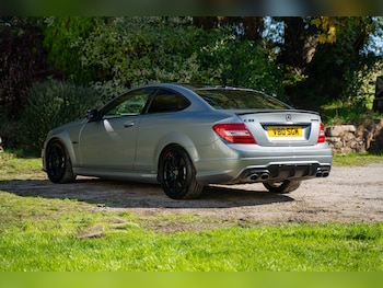 Used Mercedes-Benz C-Class 2013 for sale - 76055800: Photo