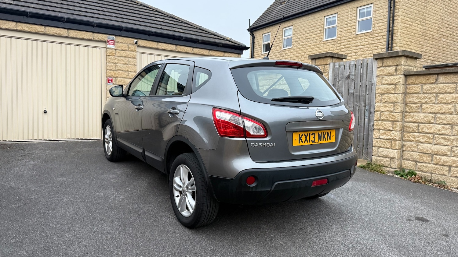 Used Nissan Qashqai 2013 for sale - 77409664: Photo 11