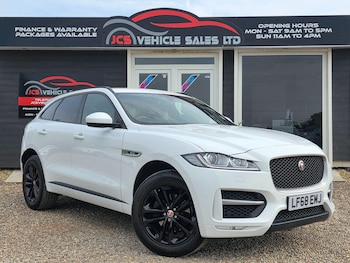 Used Jaguar F-Pace 2018 for sale - 79396479: Photo