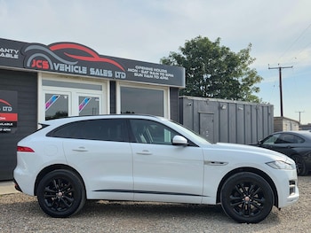 Used Jaguar F-Pace 2018 for sale - 79396479: Photo